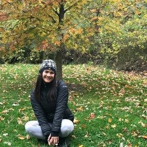 Meet your Posher, Sharmaine camille